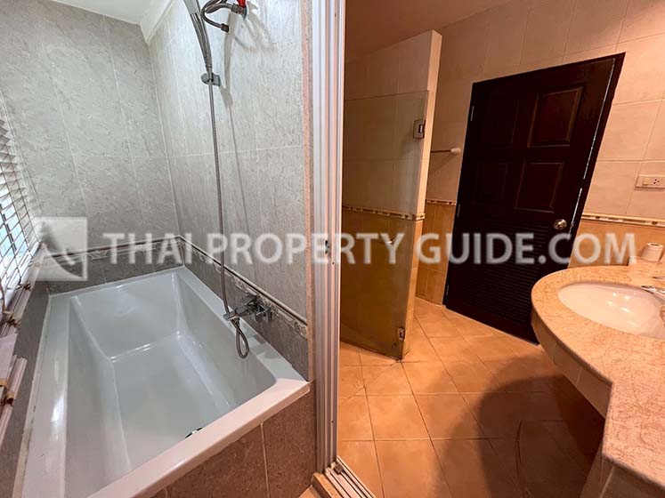House in Sukhumvit 